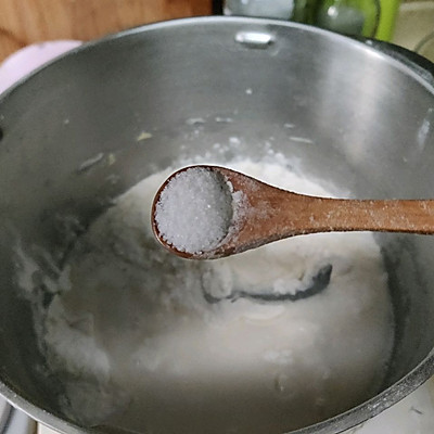 怎样做葱油饼（简单又美味的葱油饼制作教程）