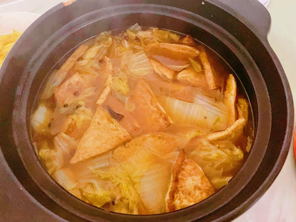 粉条炖豆腐的家常做法大全家常（白菜豆腐炖粉条教程）