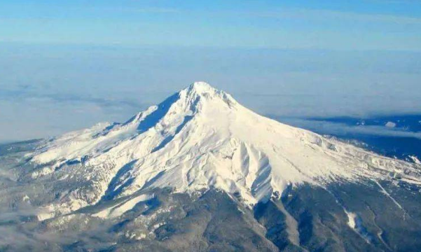 美国最危险的火山圣海伦斯火山喷发火山灰导致黑夜(3)_