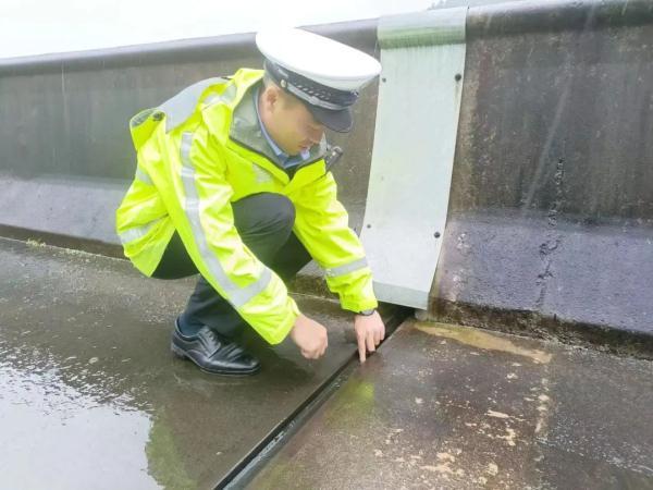 福建将出现持续性暴雨（提醒暴雨不停歇）(9)