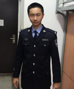 ​cj是什么警察,惠州日前看见城管的制服上有两种编号一种是“cj”一种是“zf“到