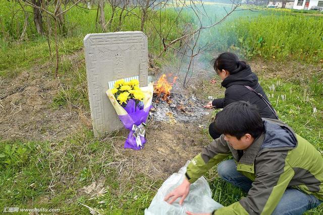 上坟有什么讲究和忌讳（上坟的讲究和忌讳有哪些）