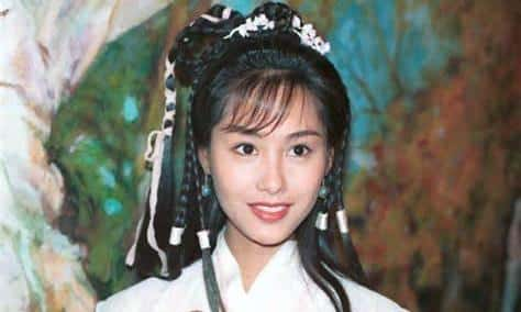 小龙女黄蓉哪个适合做老婆（黄蓉和小龙女谁更厉害一点）