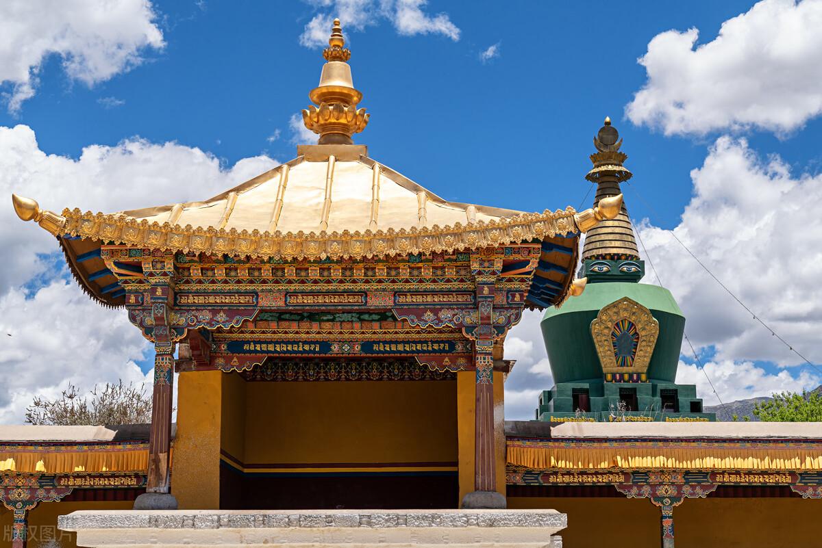 桑耶寺藏文名（西藏第一座寺院桑耶寺简介）