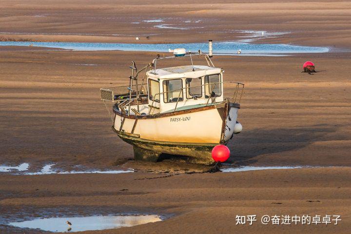 实现人生理想的根本途径是什么（如何实现理想和人生价值）