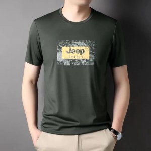 ​jeep服装品牌属于什么档次(jeep服装品牌是哪国的品牌)