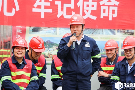 这位陕西男人“倔”“犟”“硬”“碰” 从测工干到项目经理