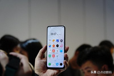 ​vivo Z5X和Realme X选谁不亏？“三优三劣”看明白了再入手！