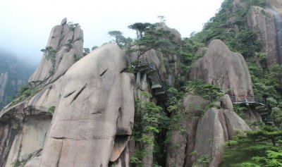 ​三清山旅游景点介绍旅游攻略（江西春游踏青好去处 上饶三清山旅游攻略）