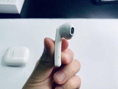 ​airpod2和airpods 3区别(airpods3和airpods2哪个舒服)