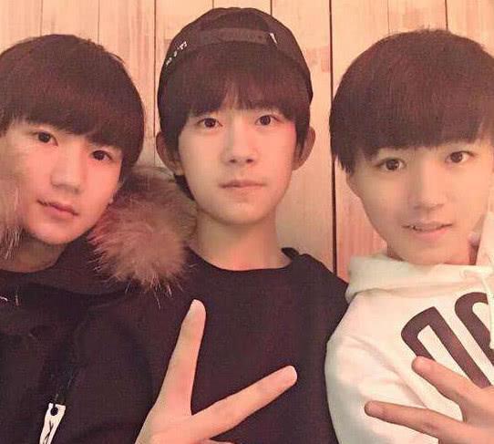 TFBOYS大学宿舍曝光，北电、中戏、伯克利，还是他更胜一筹