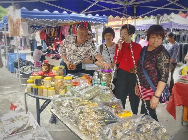 香港TVB《阿爷厨房》节目组来“世界美食之都”拍摄取景