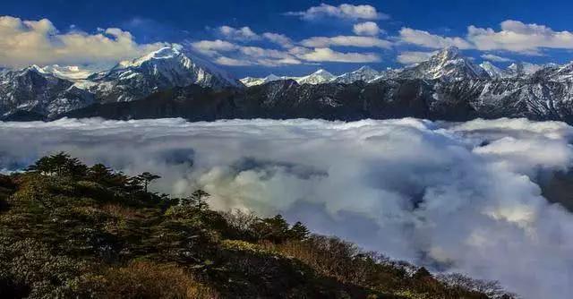 四川秘境，雅安红岩顶